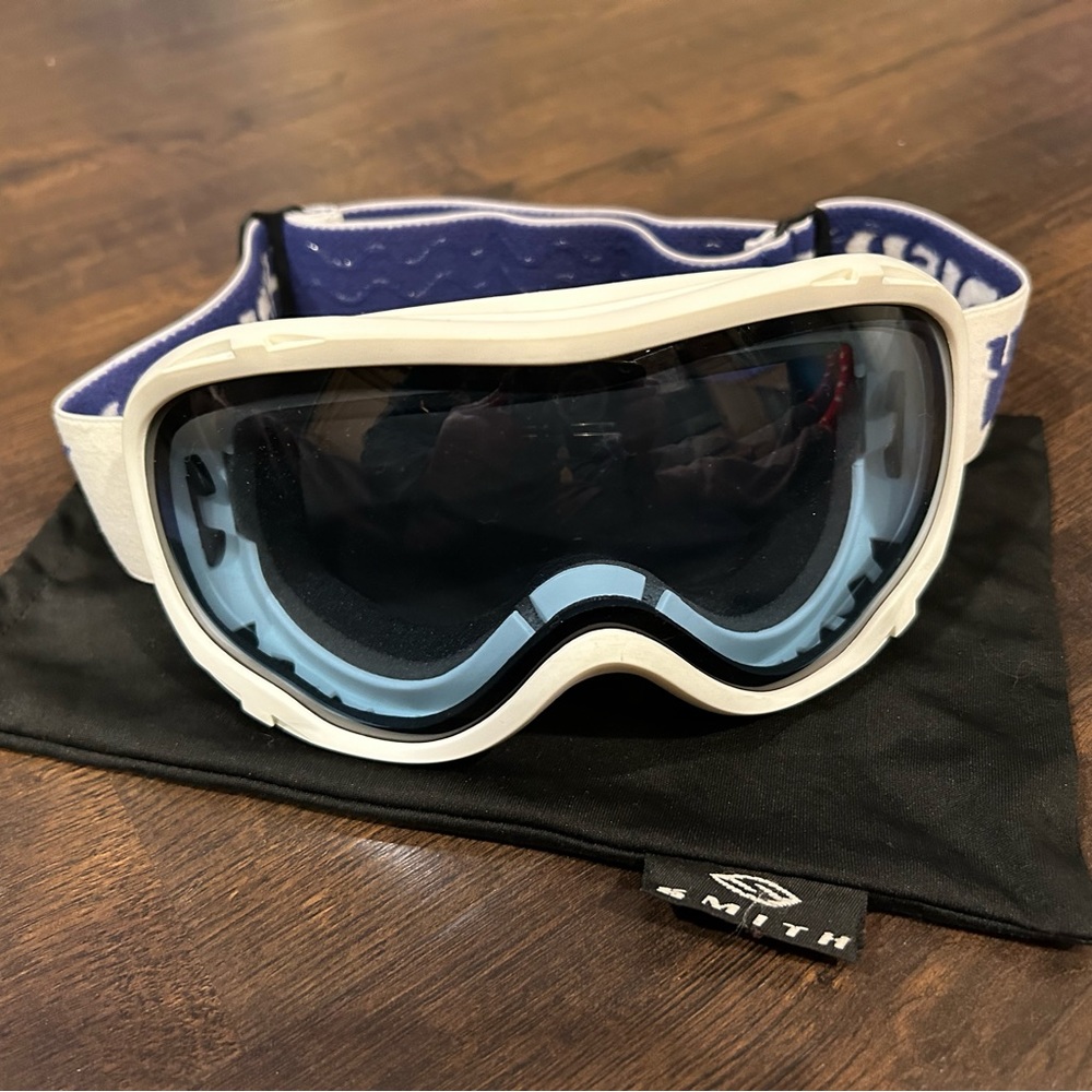Hurley ski goggles